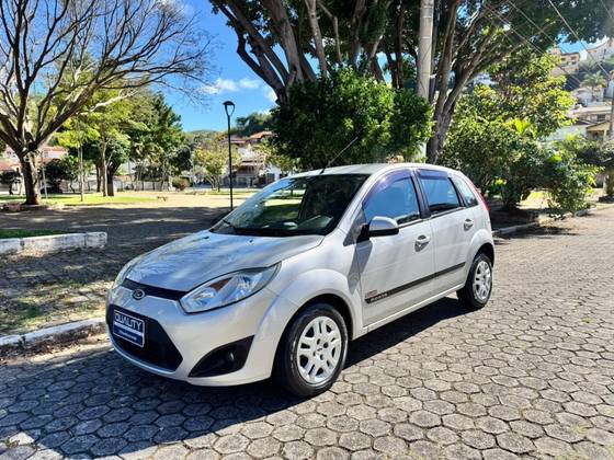 FORD FIESTA 1.6 MPI CLASS HATCH 8V FLEX 4P MANUAL